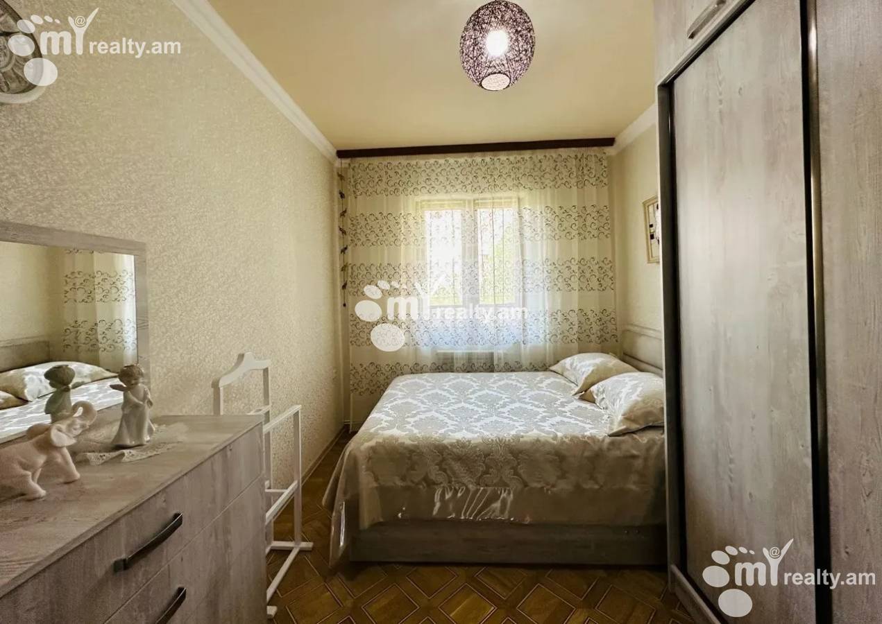 3 սենյականոց բնակարան  Կոմիտասի պող, Արաբկիր Երևան, 157044