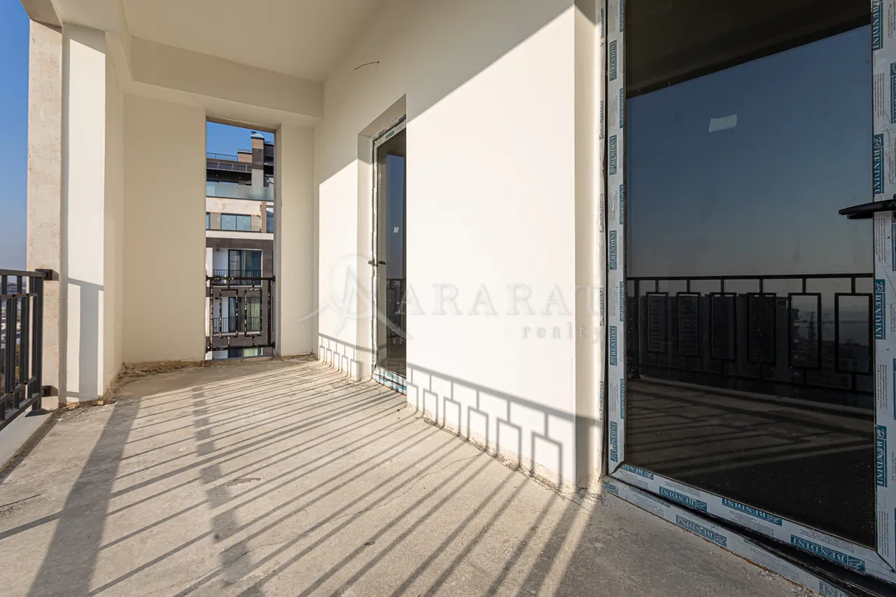 3 bedroom apartment for sale Gogol St, Kanaqer-Zeytun Yerevan, 157429