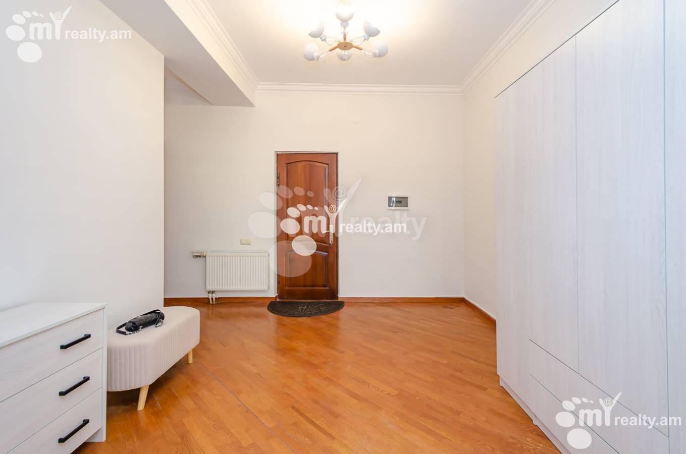 4 bedroom apartment for rent Yekmalyan St, Center Yerevan, 153466