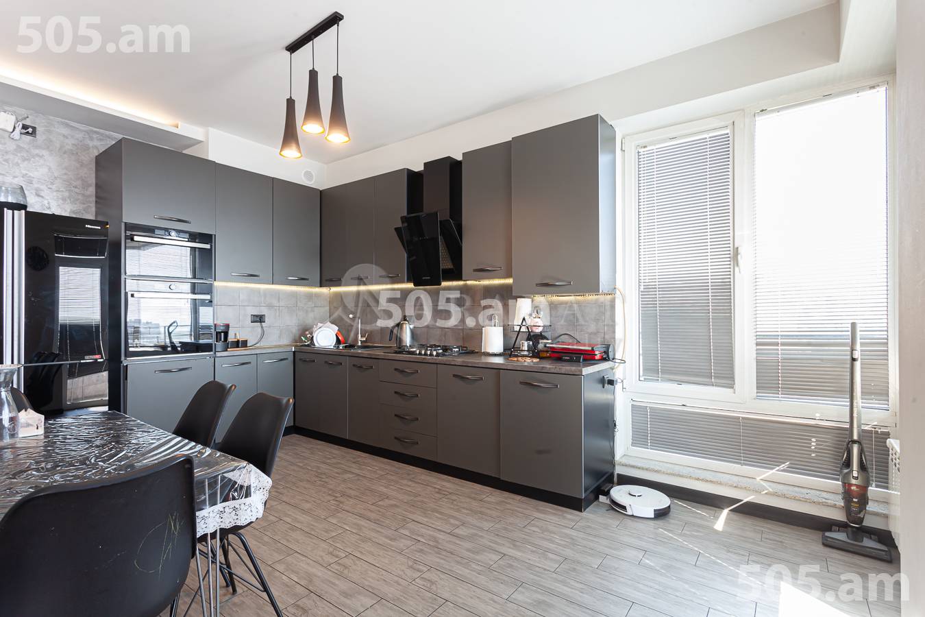 Купить 3 комнатную квартиру Севак ул, Канакер-Зейтун Ереван, 156136