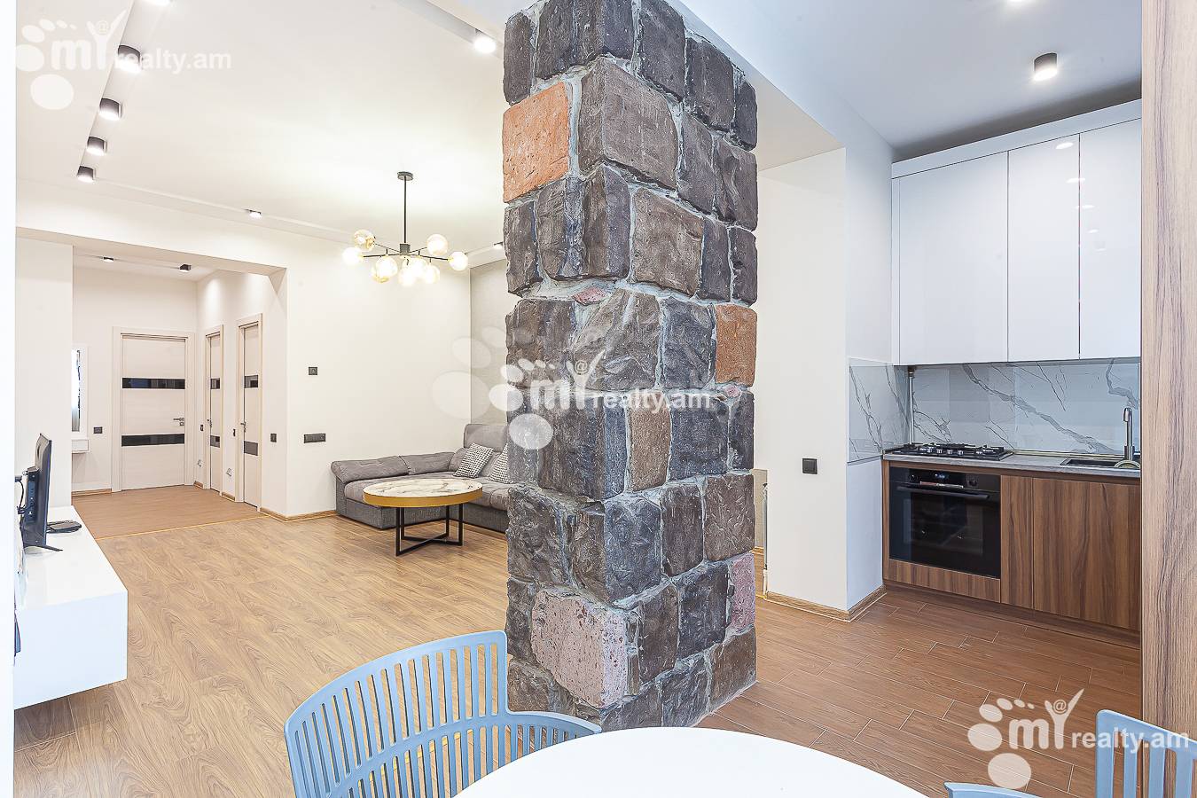 Купить 3 комнатную квартиру Терян ул, Центр Ереван, 153309