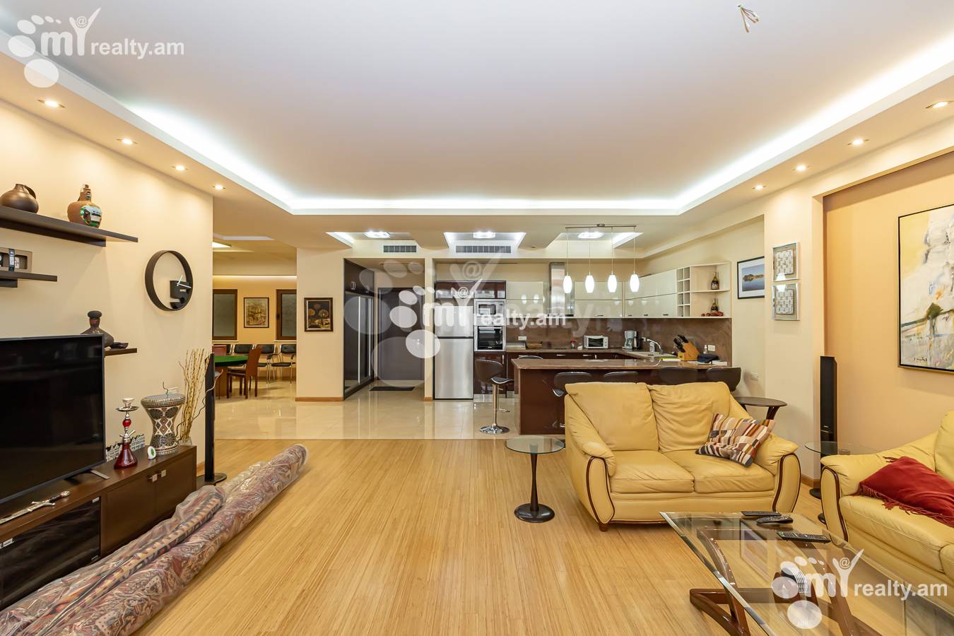 3 bedroom apartment for sale Northern (Hyusisayin)  Ave, Center Yerevan, 146540