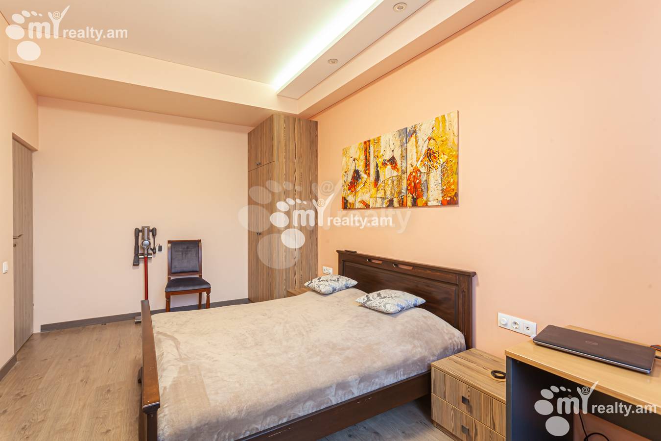 4 bedroom apartment for sale Adonts St, Arabkir Yerevan, 152256