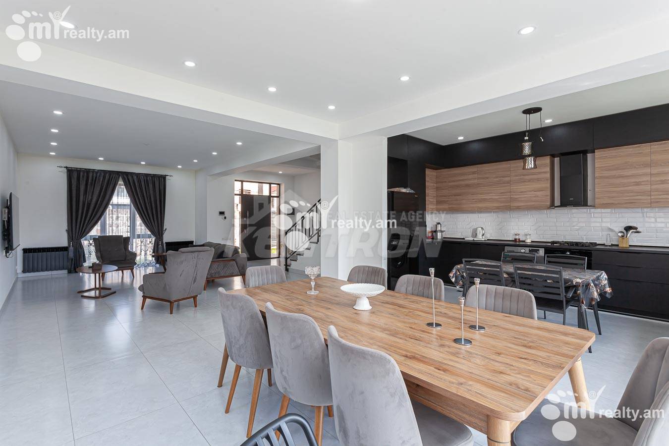 House for sale منطقه P. سواک., آوان ایروان, 155256