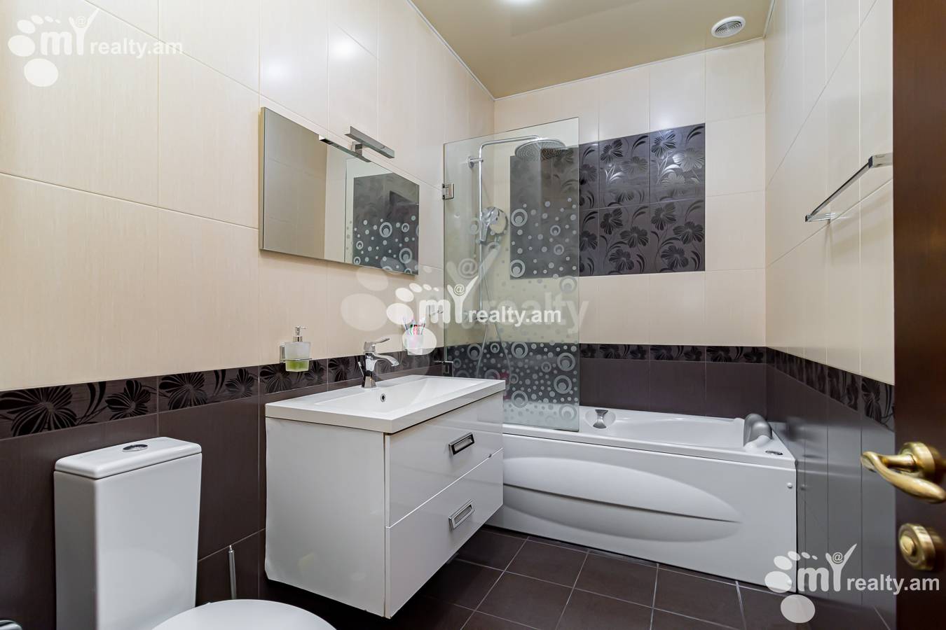 4 bedroom apartment for sale Vardanants St, Center Yerevan, 151513