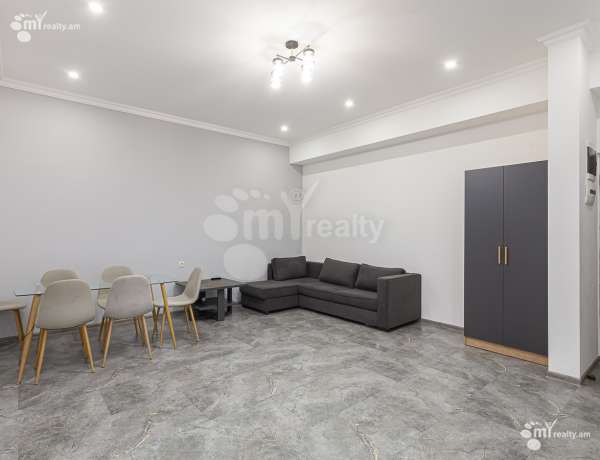 2-senyakanoc-bnakaran-vacharq-Yerevan-Center