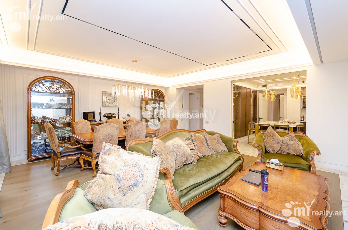 3 bedroom apartment for sale Aram St, Center Yerevan, 149923