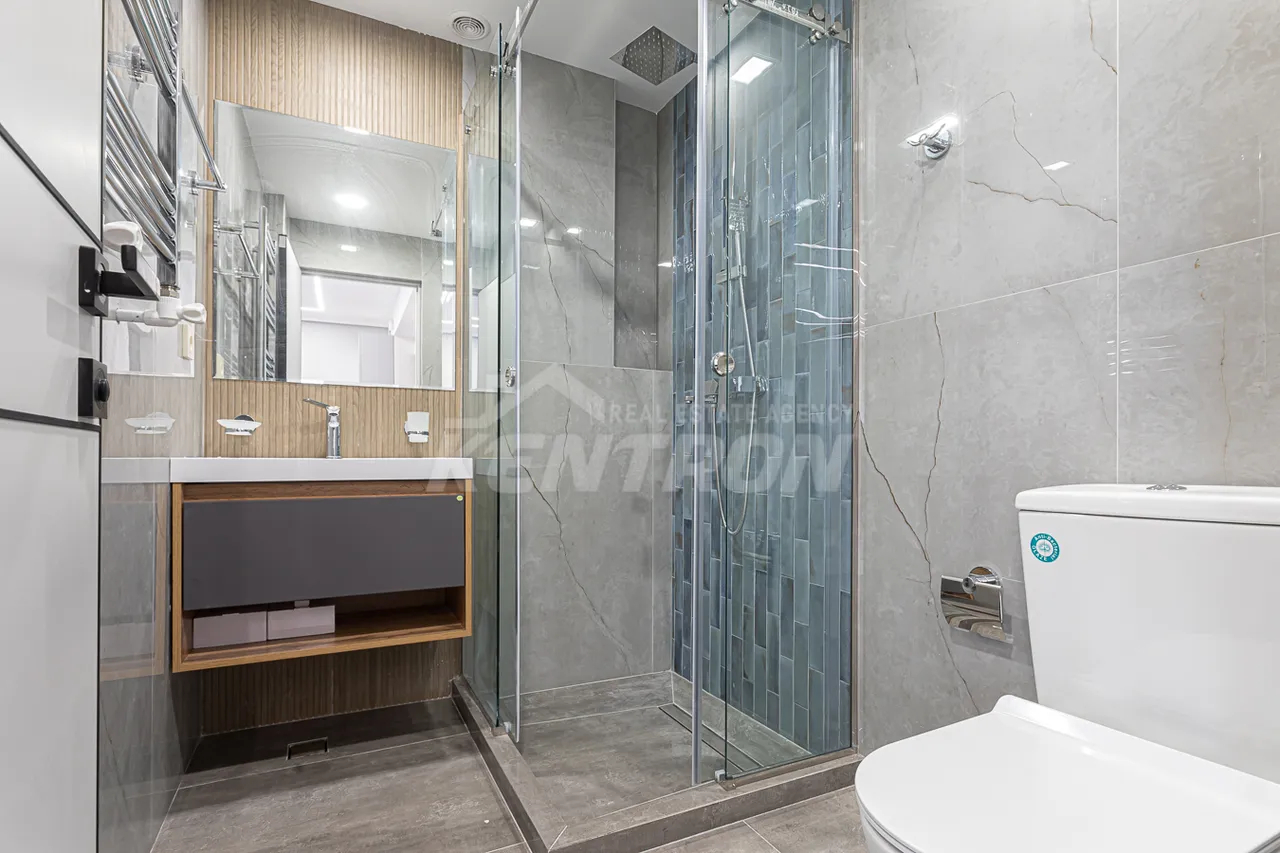 2 սենյականոց բնակարան վարձով Սարյան փող, Կենտրոն Երևան, 158051