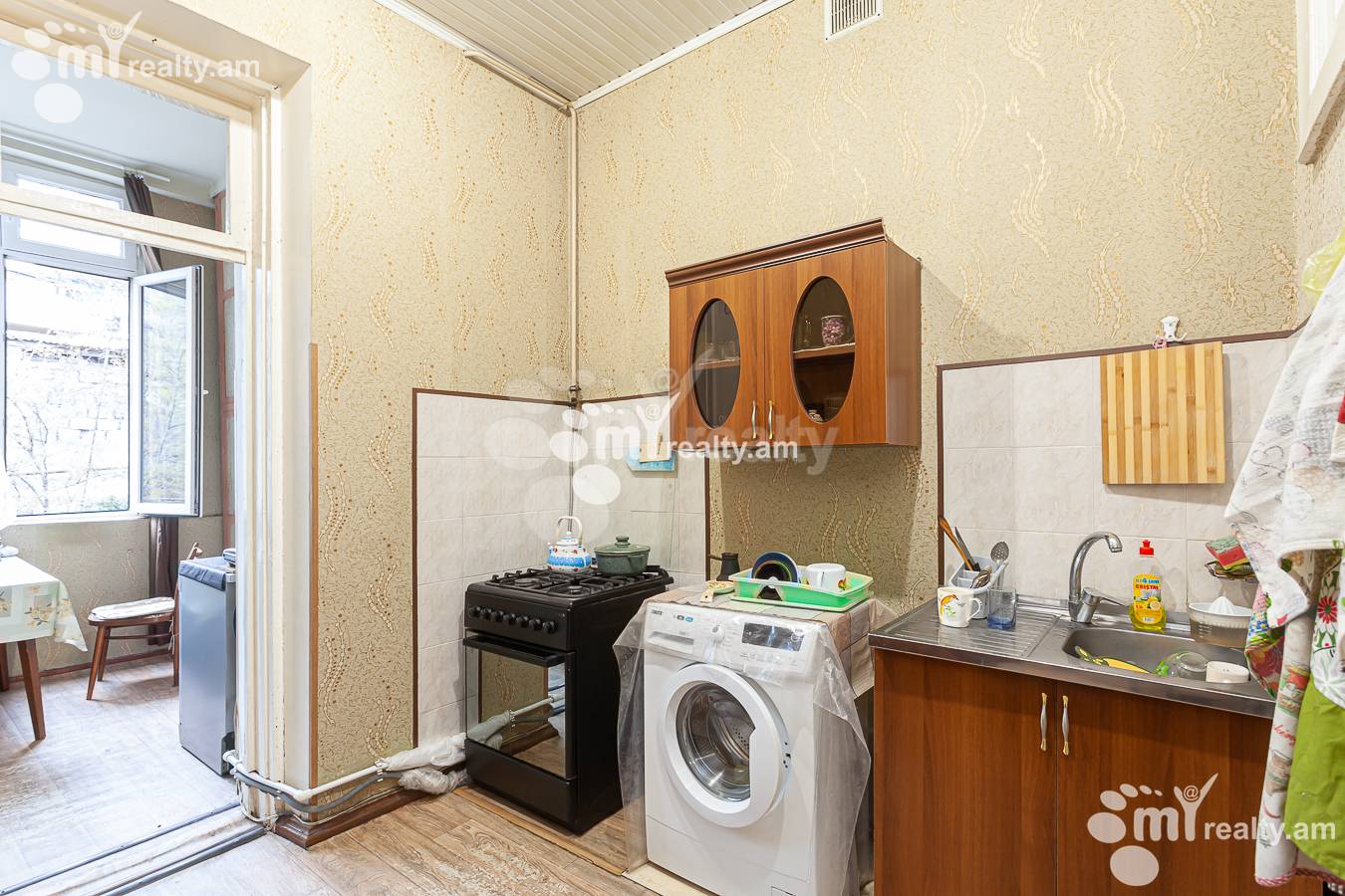 3 bedroom apartment for sale Saryan St, Center Yerevan, 153679