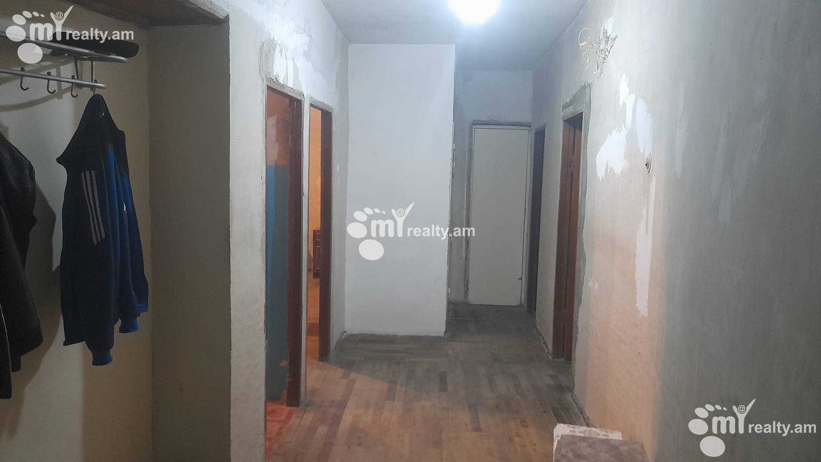 Купить 3 комнатную квартиру Xаxаx Дон ул, Эребуни Ереван, 150007