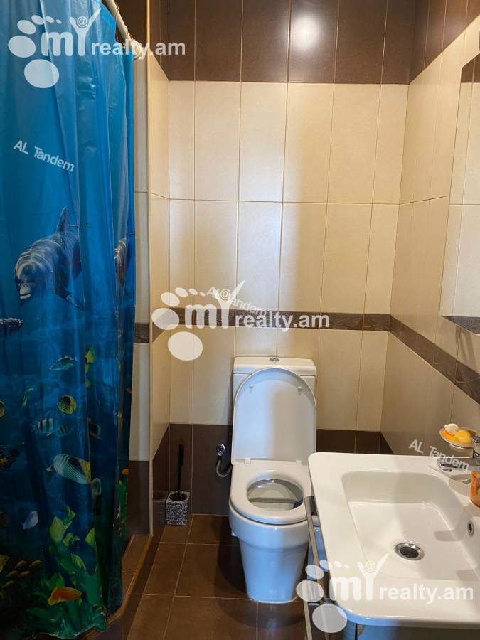 4 bedroom apartment for sale خیابان واهر. پاپازیان, عربگیر ایروان, 124834