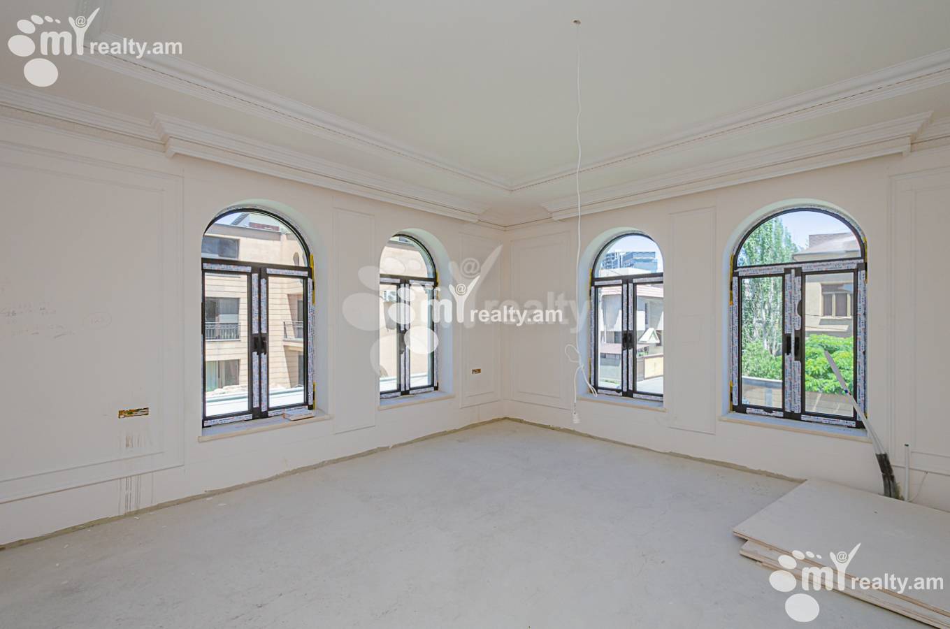 Купить дом Паронян ул, Центр Ереван, 149017