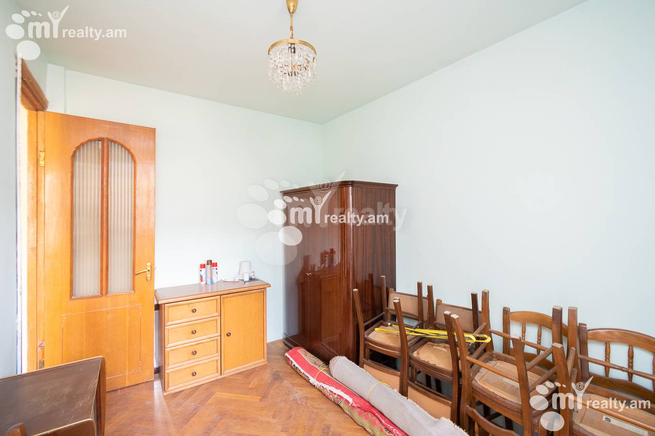 3 սենյականոց բնակարան  Ե. Քոչար փող, Կենտրոն Երևան, 152019