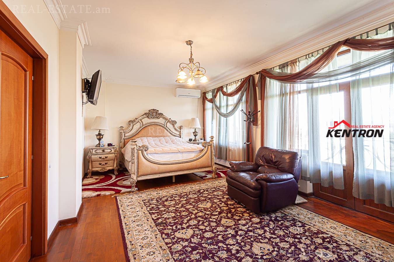 House for sale Barbyus St, Arabkir Yerevan, 133875