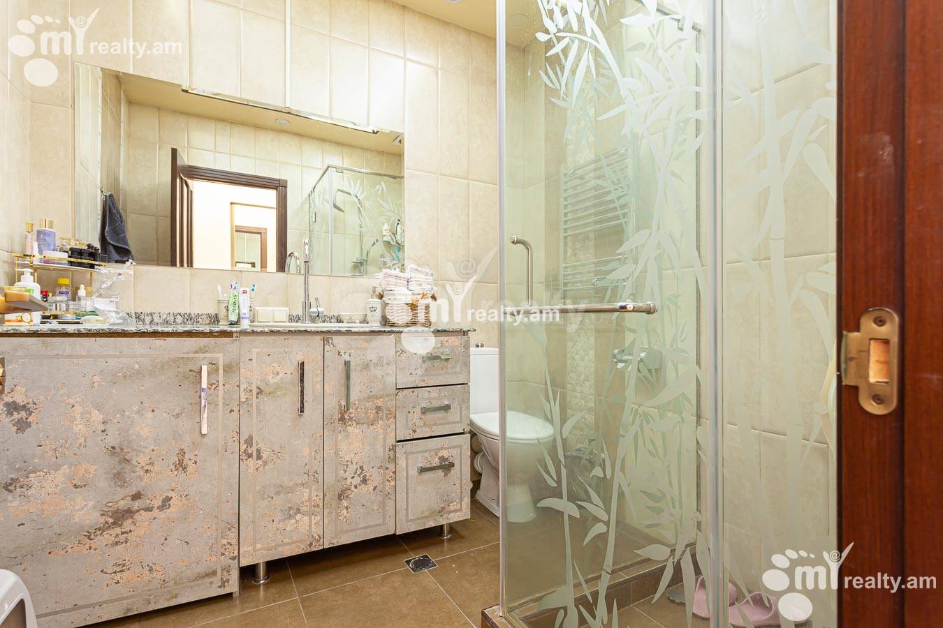 Купить 3 комнатную квартиру Сасна Црер ул., Давташен Ереван, 155084