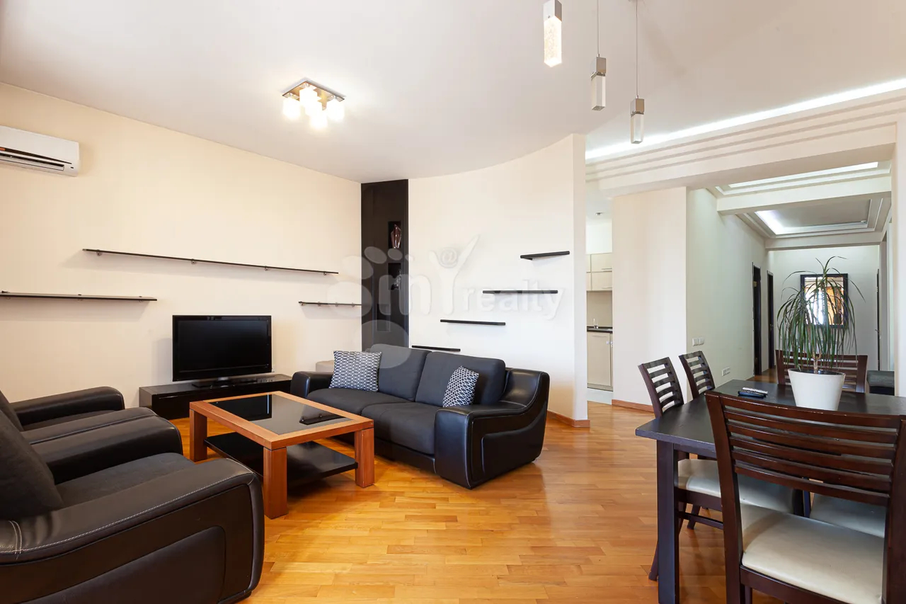 3 bedroom apartment for sale rue d'Amiryan, Center Yerevan, 158289