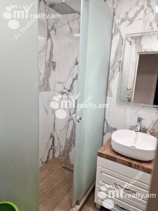Снять 3 комнатную квартиру Московян ул, Центр Ереван, 159517
