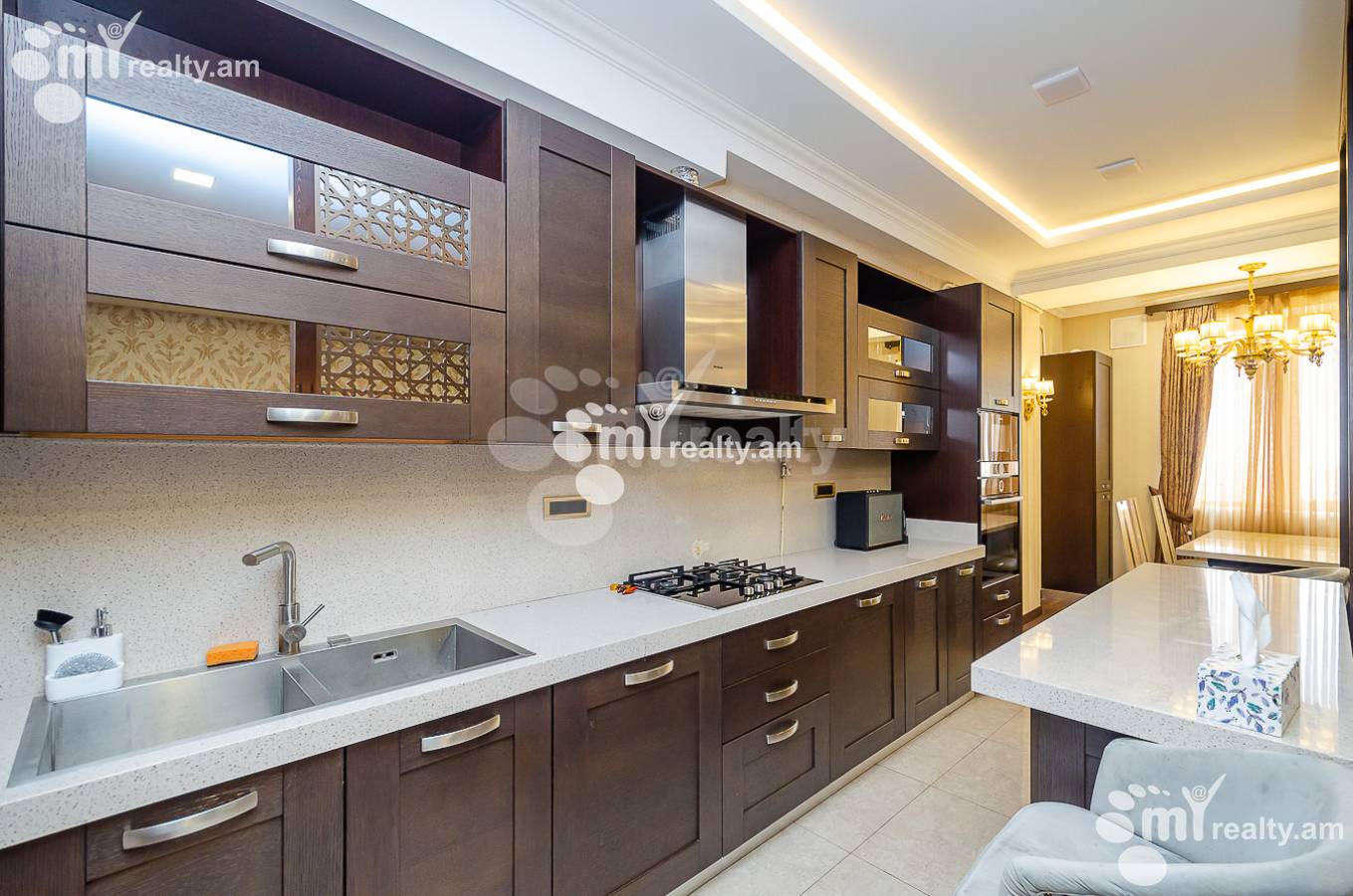 Купить 3 комнатную квартиру Айрик Мурадян улица, Арабкир Ереван, 151288