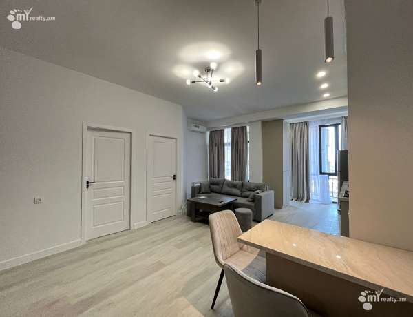 snyat-kvartiru-v-novostroyke/3-komnatnaya/Leningradyan+St/Ajapnyak/Yerevan