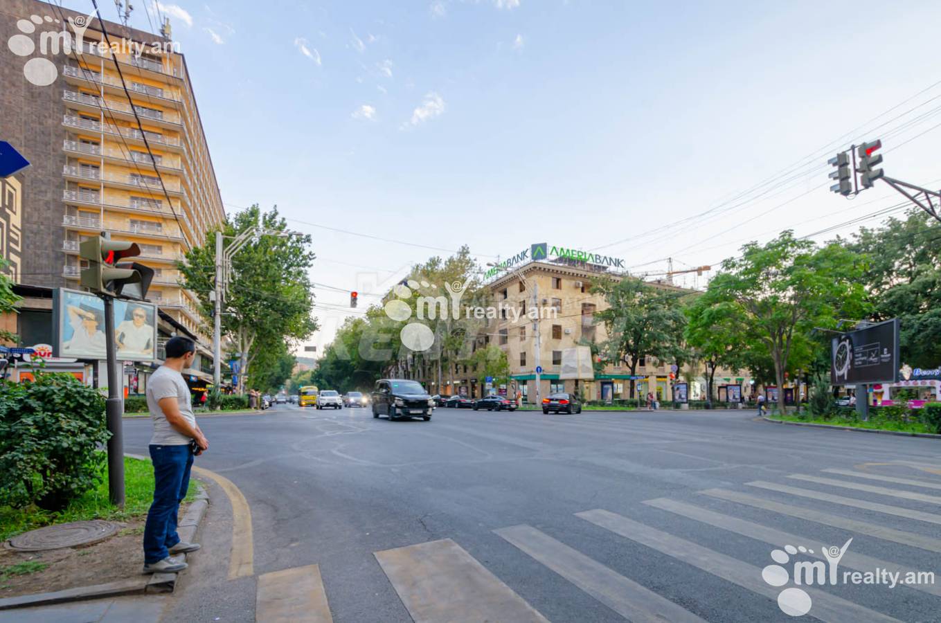 3 սենյականոց բնակարան վարձով Աբովյան փող, Կենտրոն Երևան, 139498