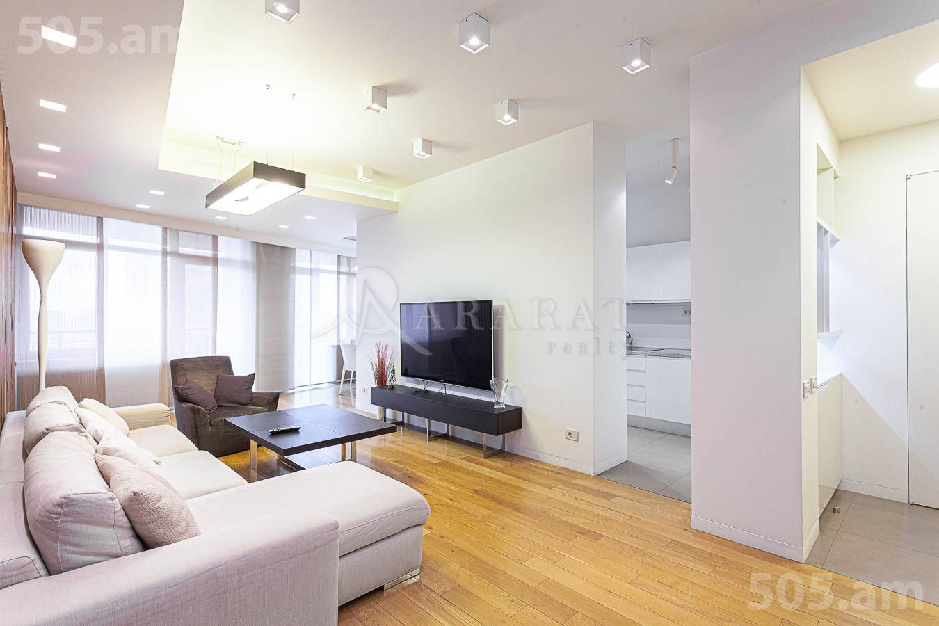 4 սենյականոց բնակարան  Վարդանանց փող, Կենտրոն Երևան, 146807