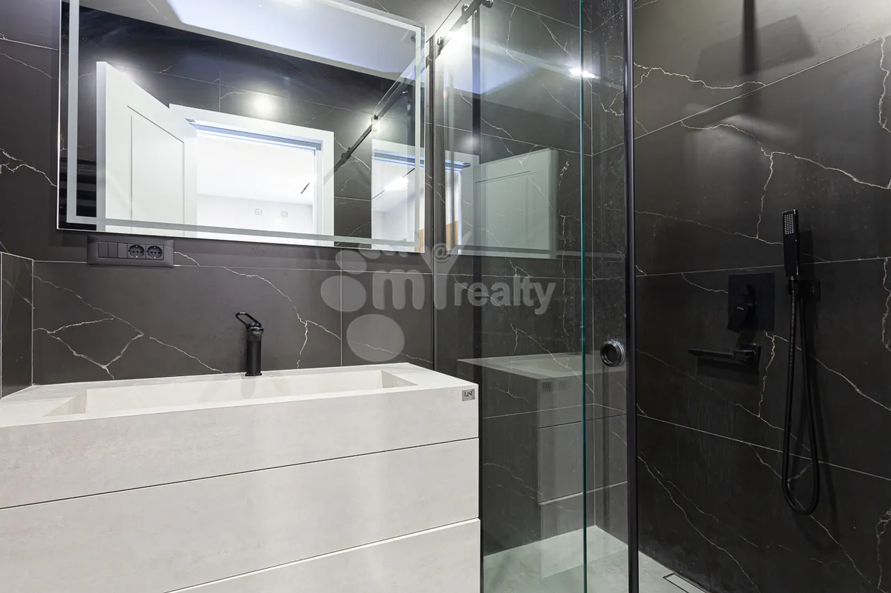 3 bedroom apartment for rent Arshakunyats Ave, Center Yerevan, 161054