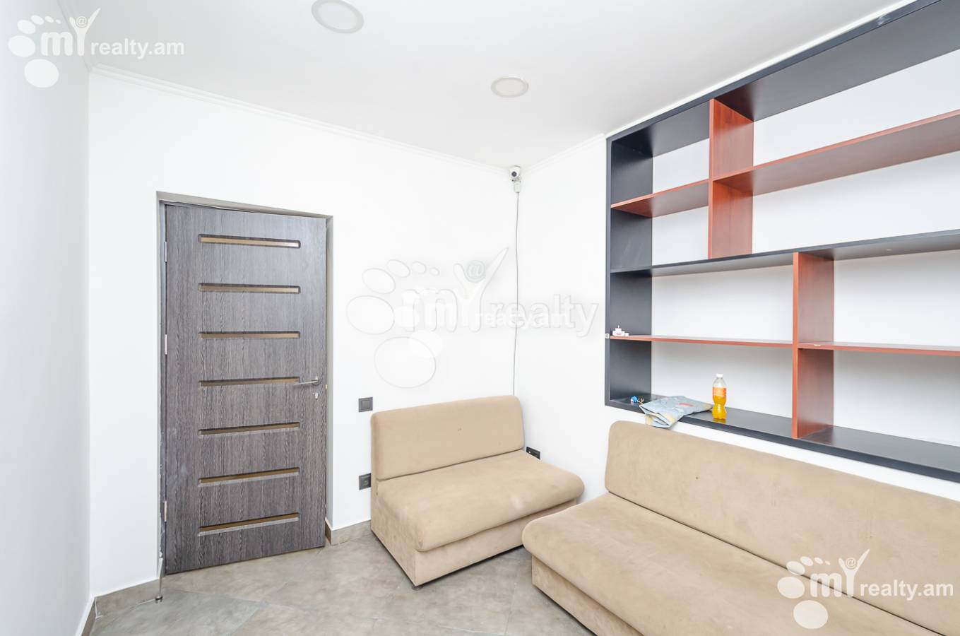 Commercial for rent خیابان ن. زاریان, عربگیر ایروان, 152741