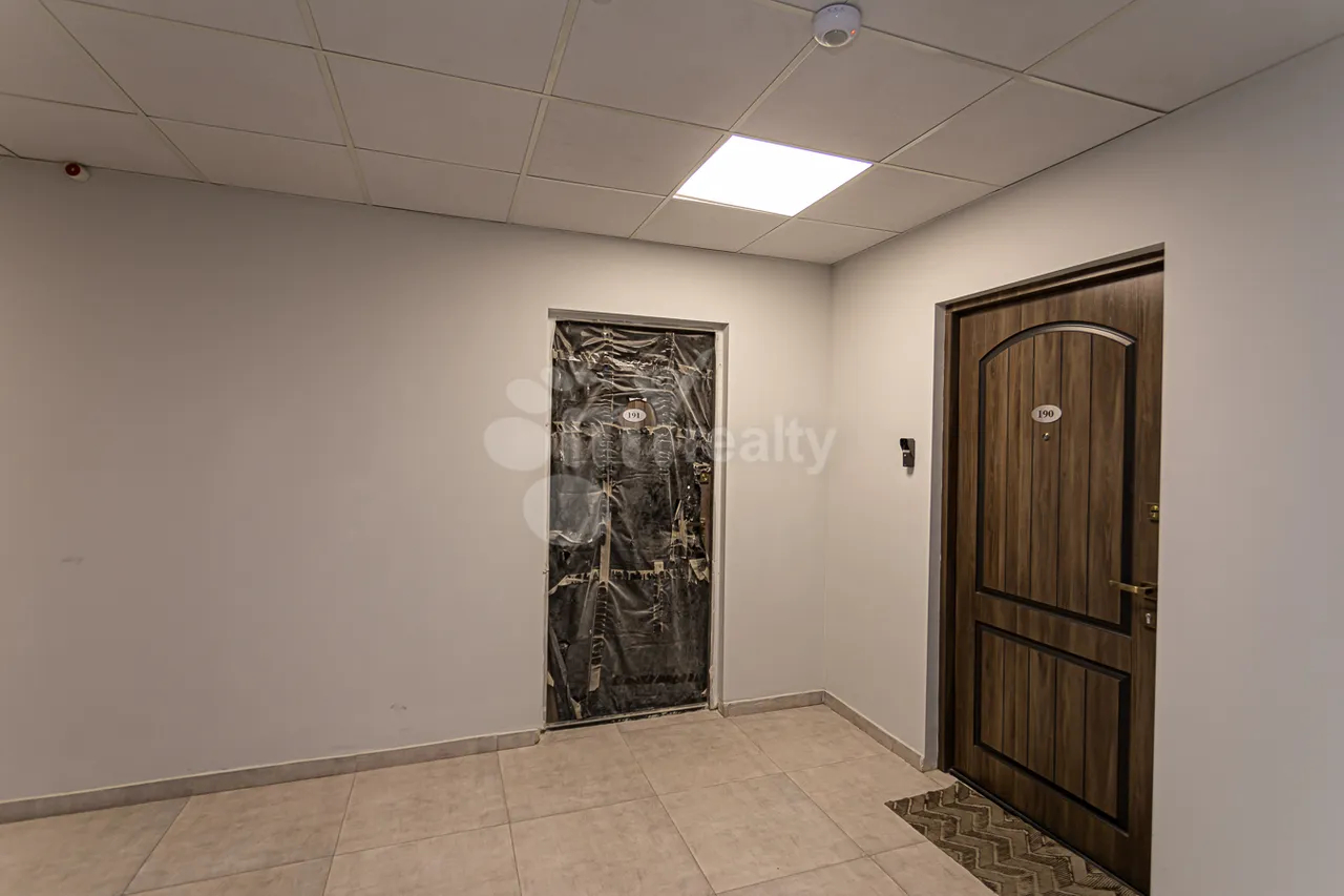 4 bedroom apartment for sale Rostom St, Center Yerevan, 158138