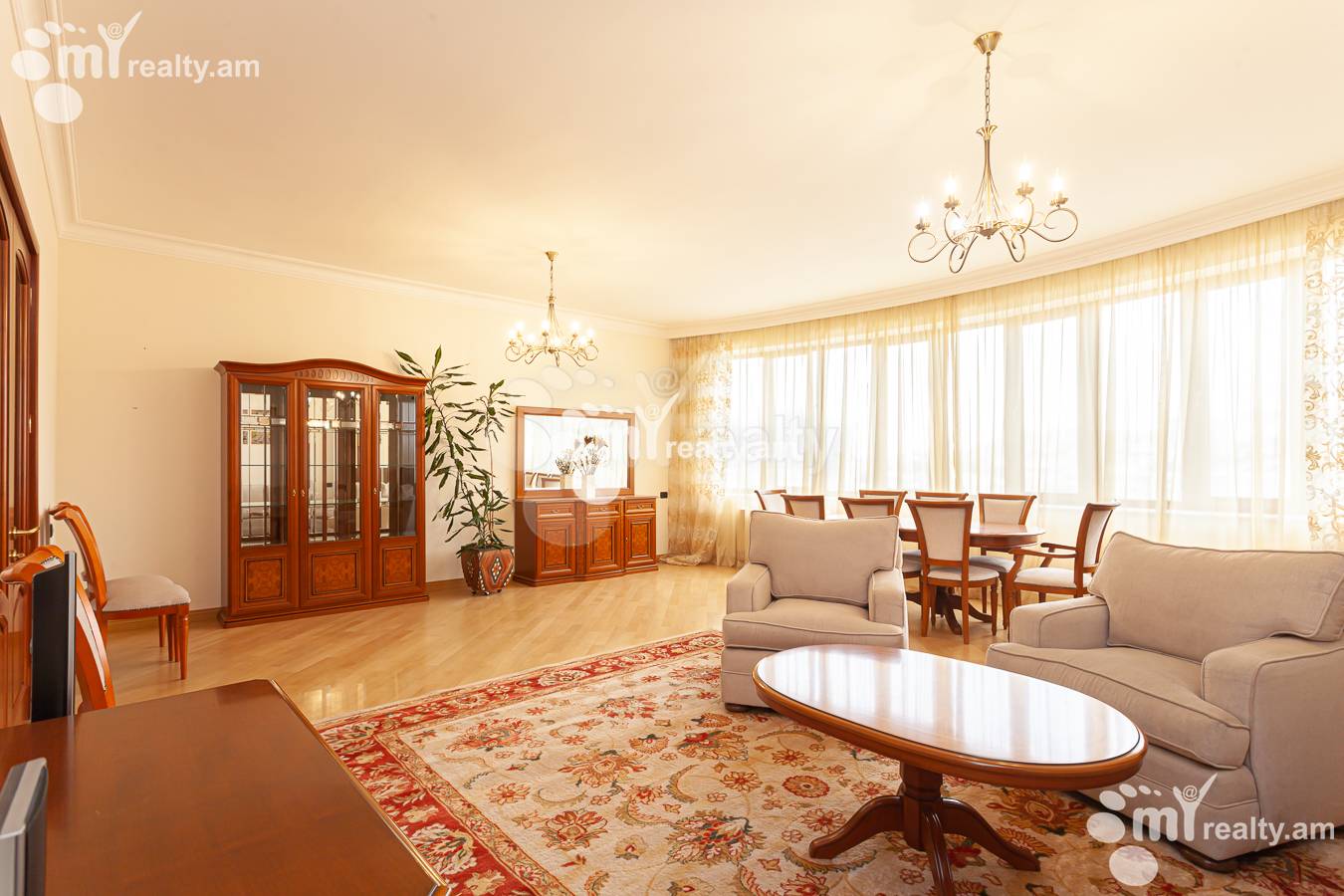 4 bedroom apartment for rent Teryan St, Center Yerevan, 156948