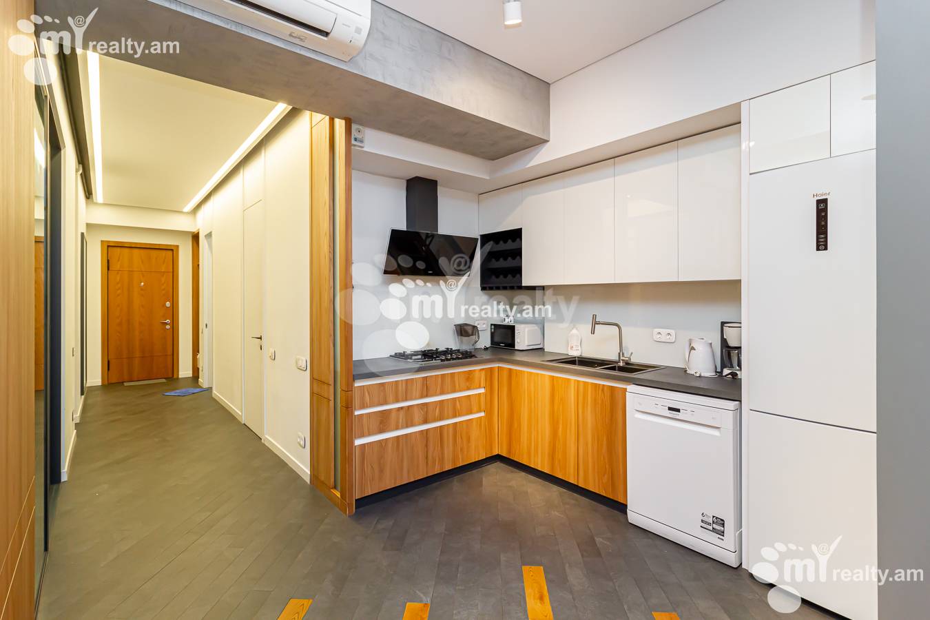 3 bedroom apartment for sale Nalbandyan St, Center Yerevan, 151872