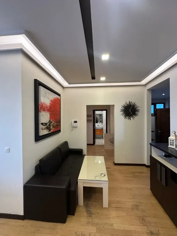 3 bedroom apartment for rent Antarayin St, Center Yerevan, 160318