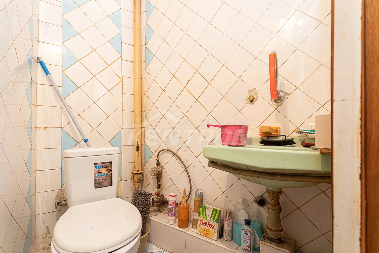 2 bedroom apartment for sale خیابان د. دِمیرچیان, مرکز شهر ایروان, 158228