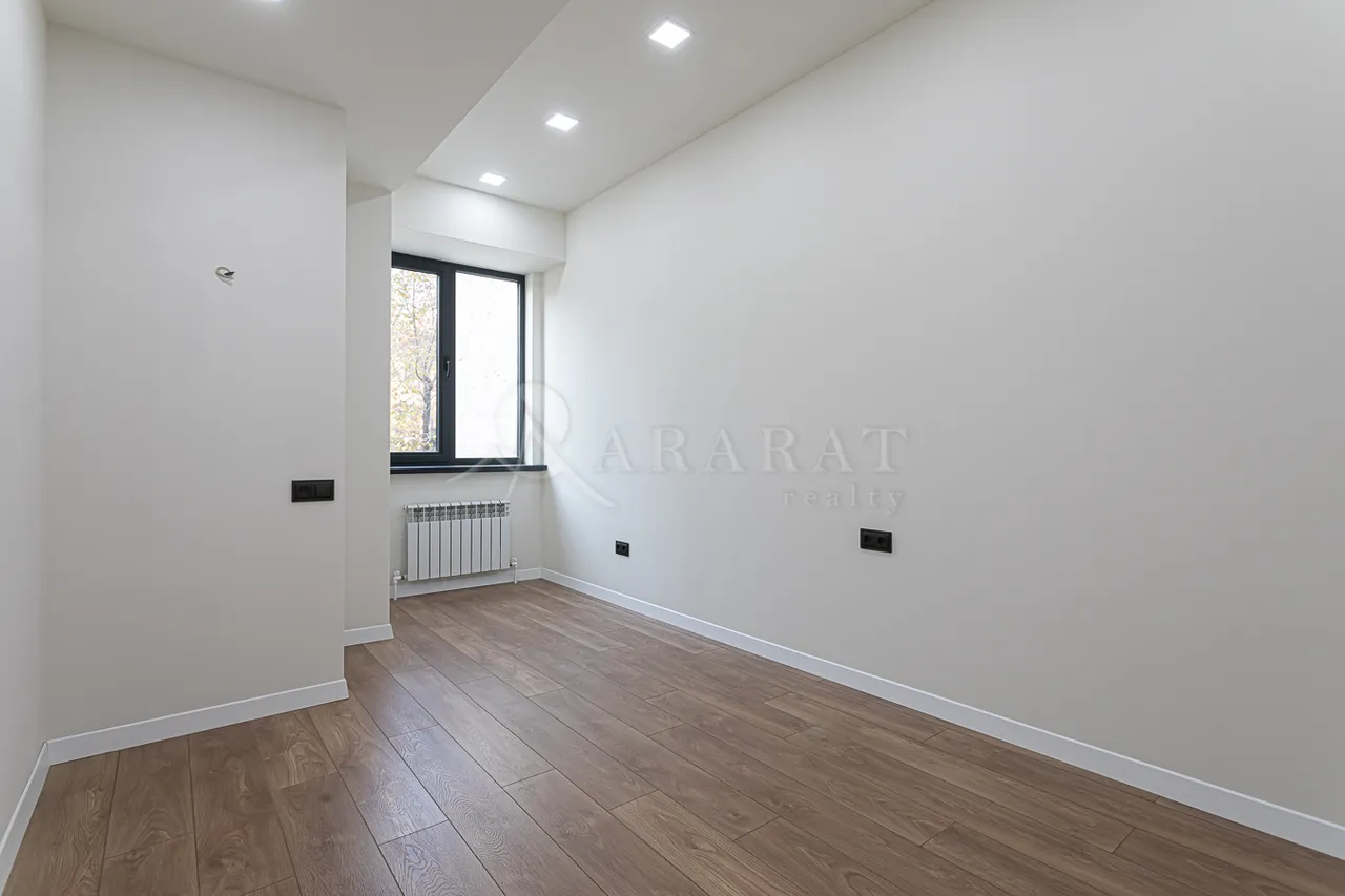 3 bedroom apartment for sale خیابان مالخاسیانتس, عربگیر ایروان, 157859