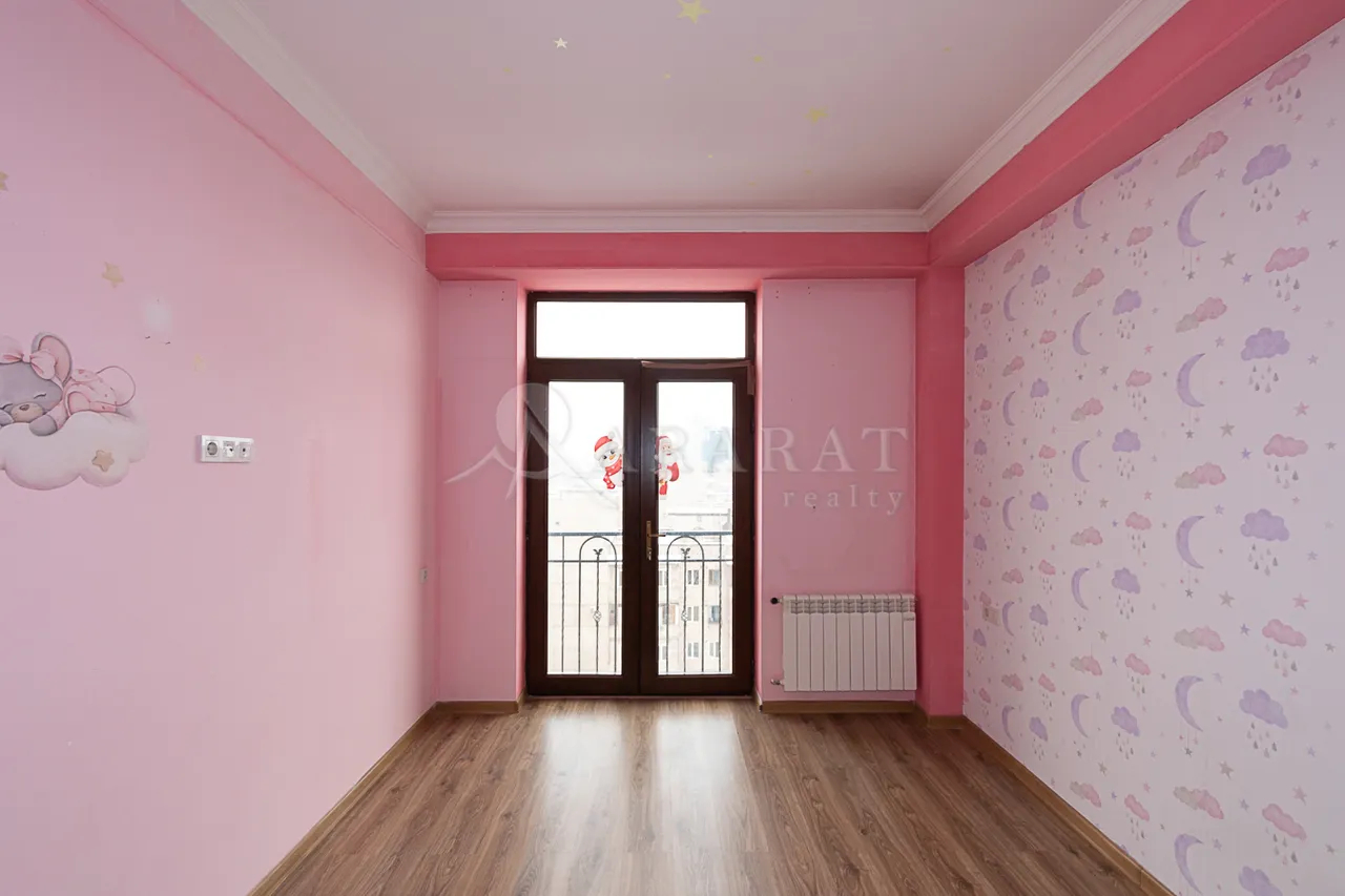 4 bedroom apartment for sale Sasna Тsrer St, Davtachène Yerevan, 159007