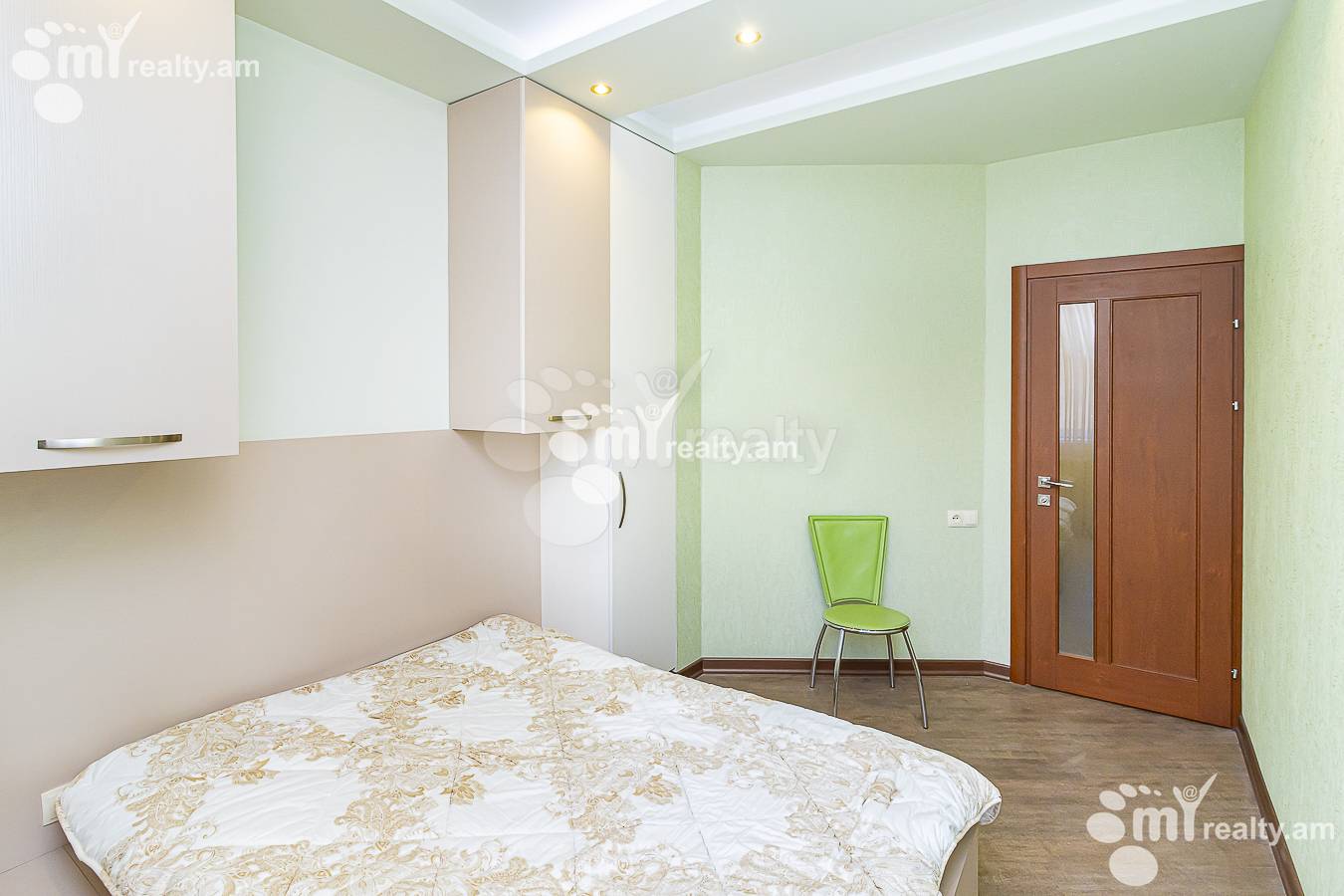 3 bedroom apartment for rent Pushkin St, Center Yerevan, 151996