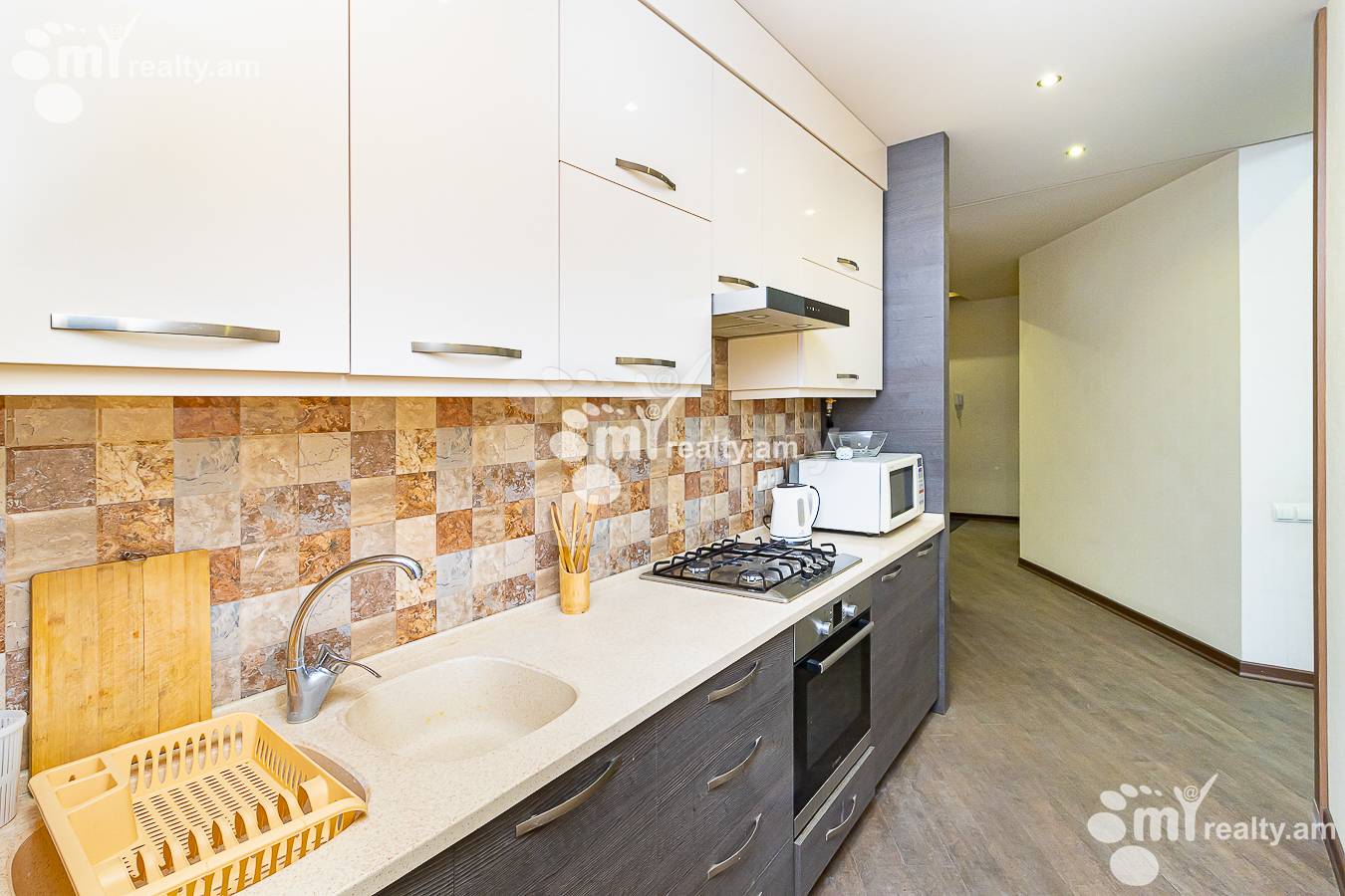 3 bedroom apartment for rent Pushkin St, Center Yerevan, 151996