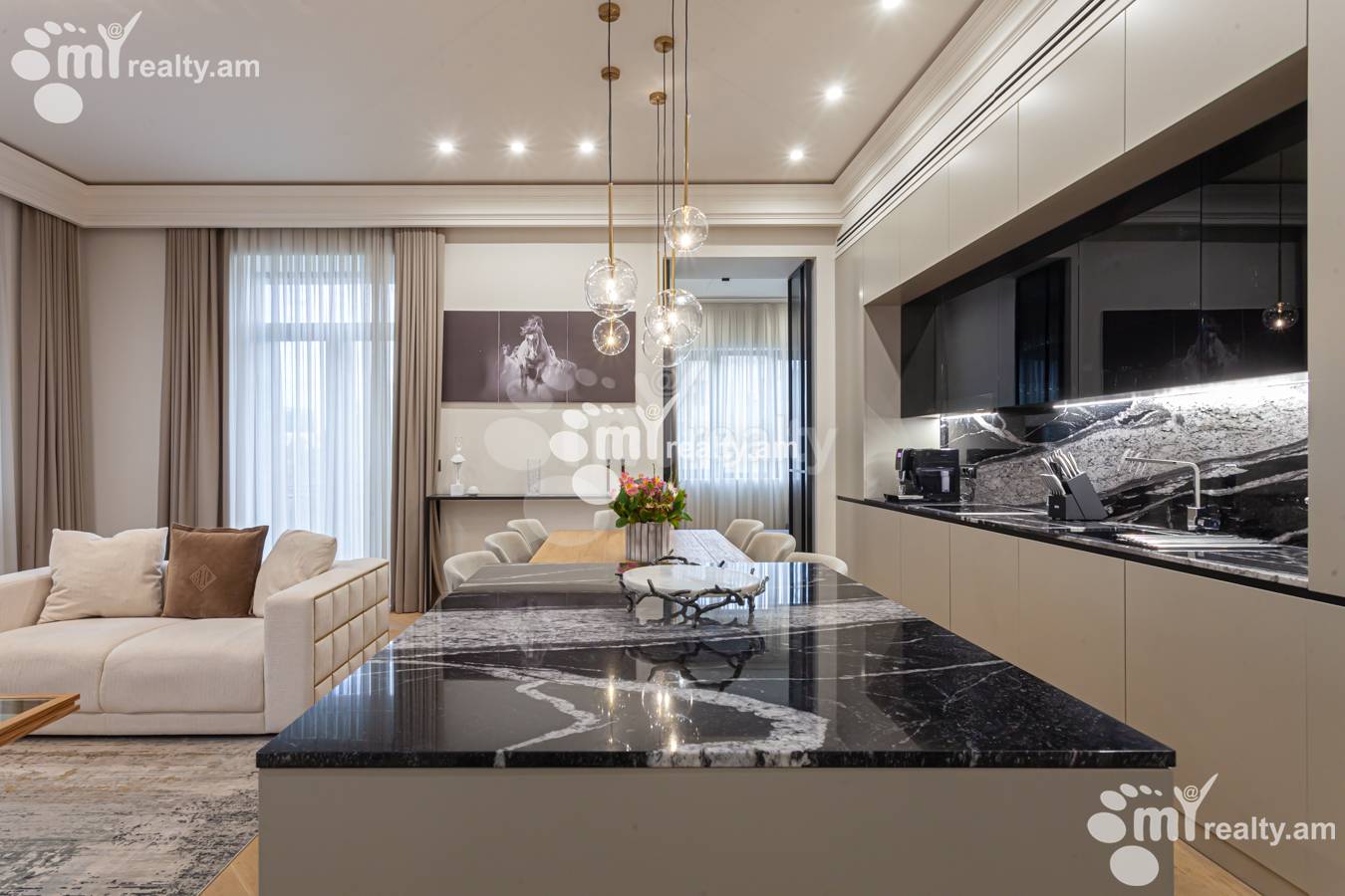 3 bedroom apartment for rent خیابان موسکوویان, مرکز شهر ایروان, 149108