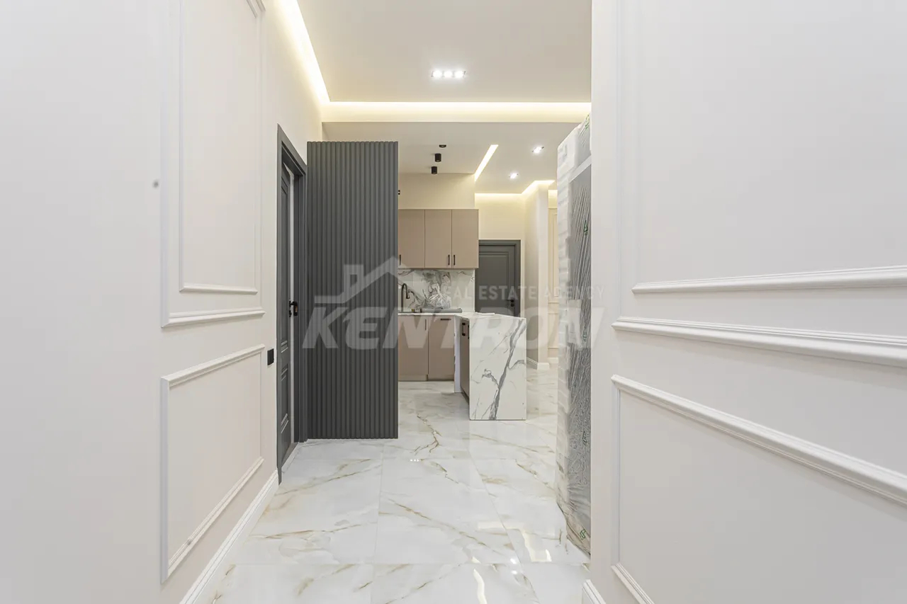 Купить 3 комнатную квартиру Аршакуняц пр, Центр Ереван, 158813