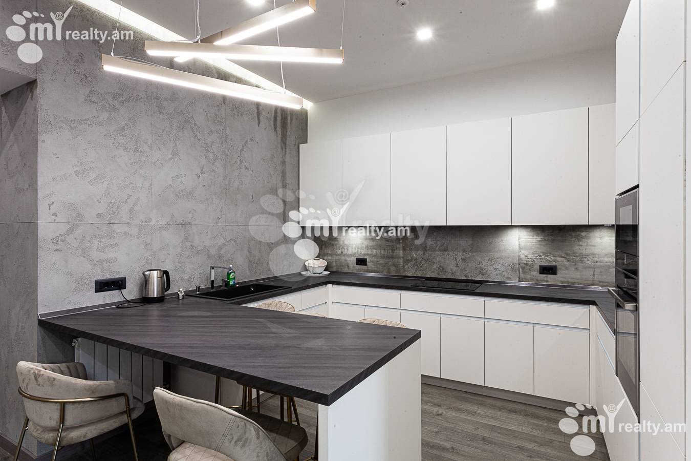 2 bedroom apartment for rent Isahakyan St, Center Yerevan, 147908