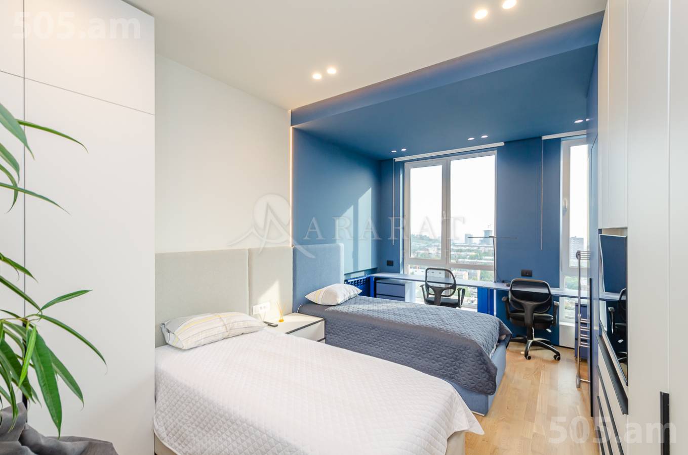 Купить 4 комнатную квартиру Фучик ул, Ачапняк Ереван, 153417