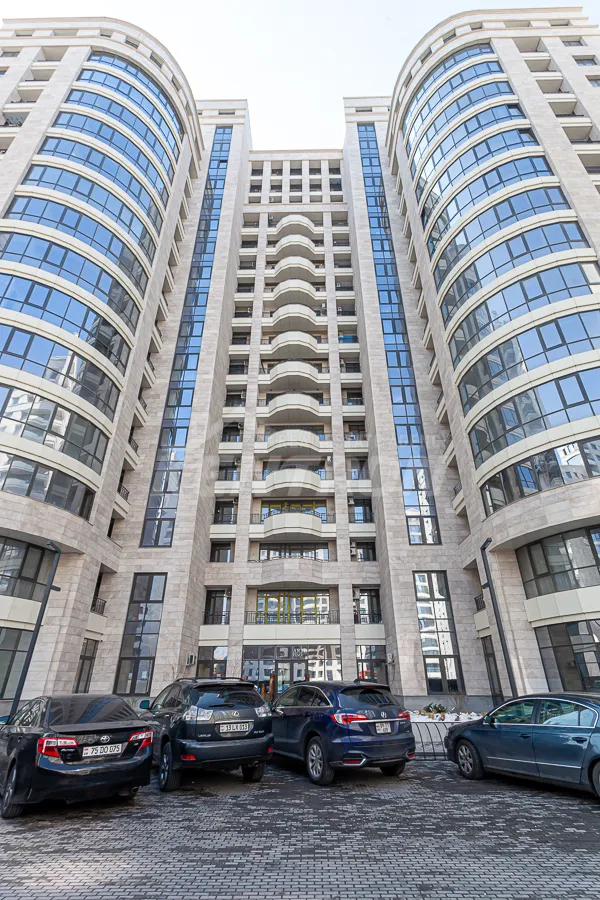 3 bedroom apartment for sale Arshakunyats Ave, Center Yerevan, 157872