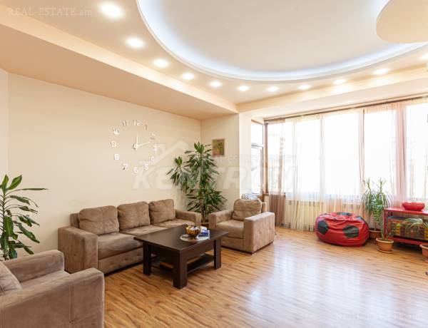 3-bedroom/apartment-for-sale-in-new-construction/Ler.+Kamsar+St/Center/Yerevan