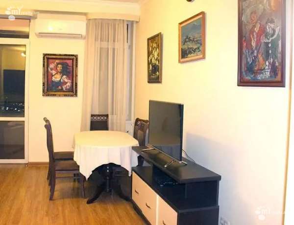 2-senyakanoc-bnakaran-vacharq-Yerevan-Center