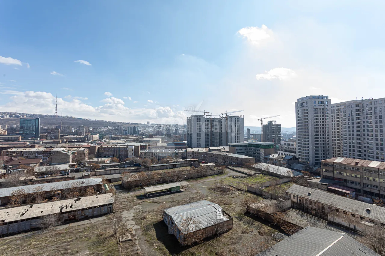 3 սենյականոց բնակարան վարձով Արգիշտի փող, Կենտրոն Երևան, 159547