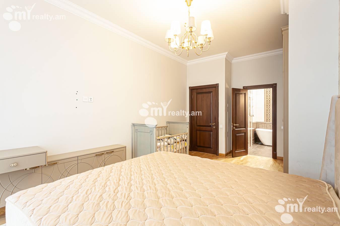 3 bedroom apartment for sale خیابان سِواک, کاناکِر – زیتون ایروان, 154462