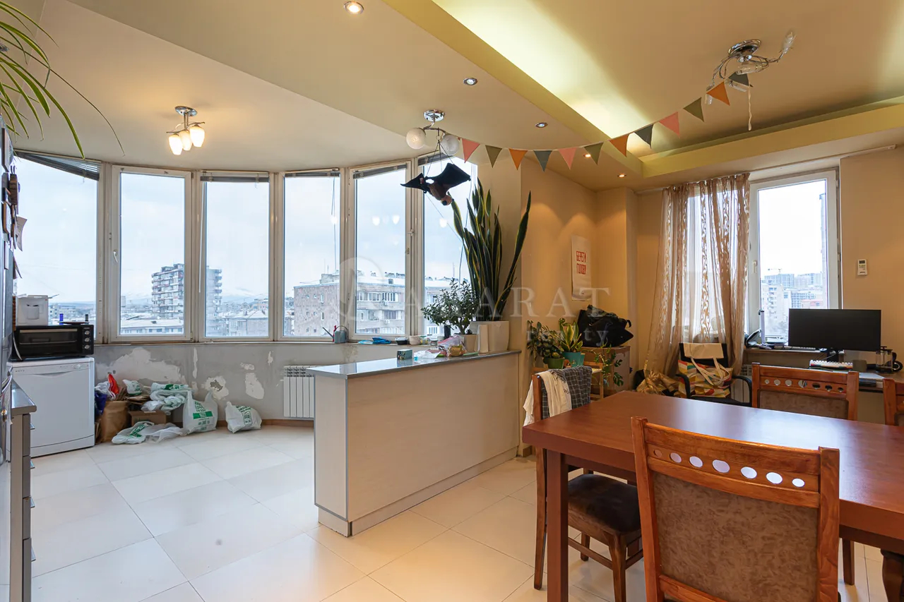 4 bedroom apartment for sale A. Avetisyan St, Arabkir Yerevan, 159611