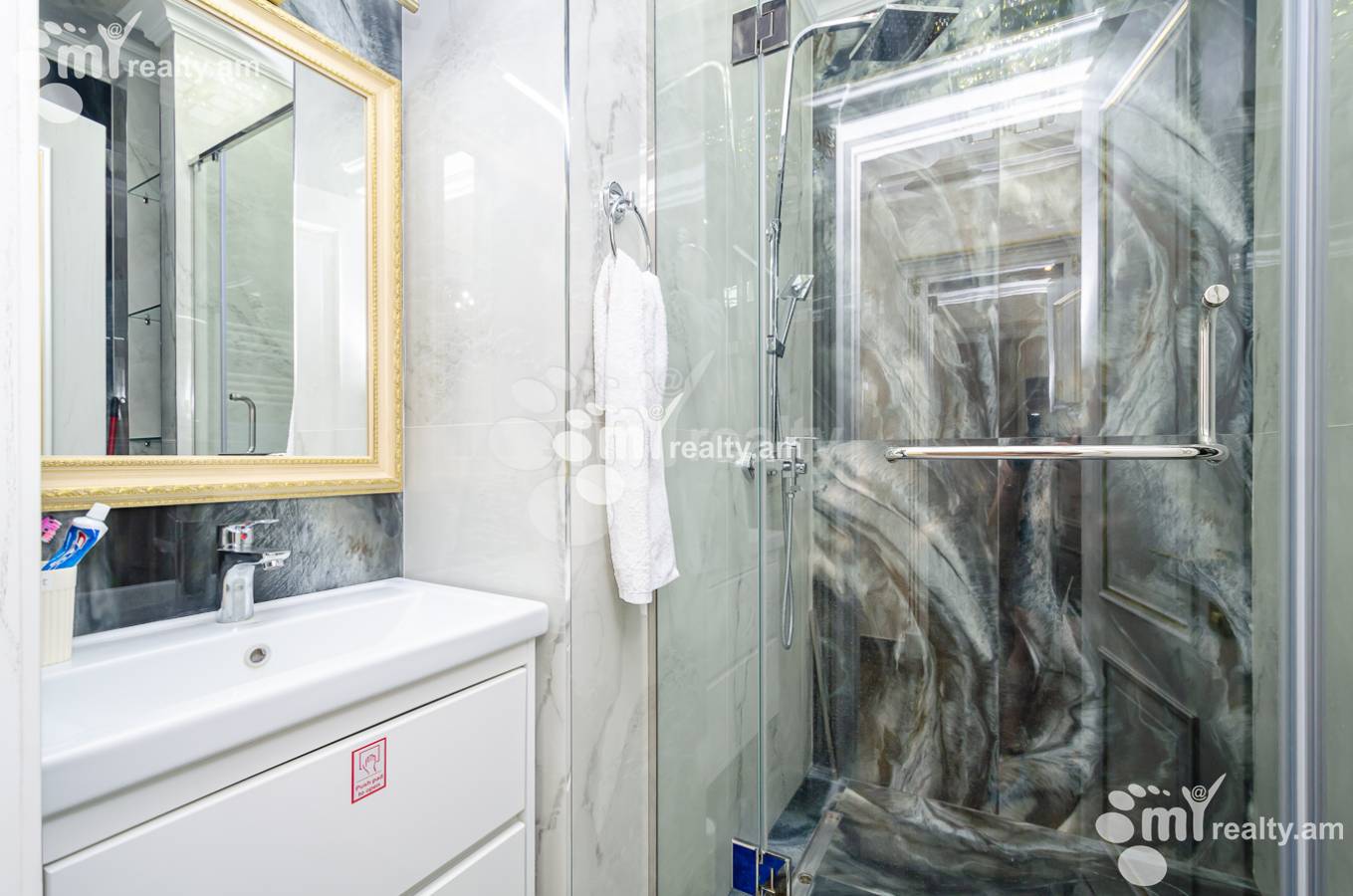2 սենյականոց բնակարան վարձով Խորենացու փող, Կենտրոն Երևան, 151818