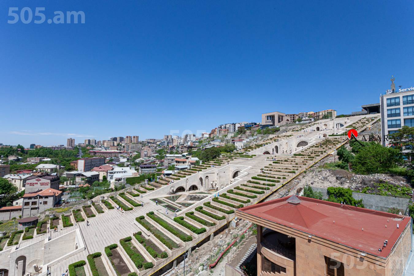 4 սենյականոց բնակարան  Սարմենի փող, Կենտրոն Երևան, 134008