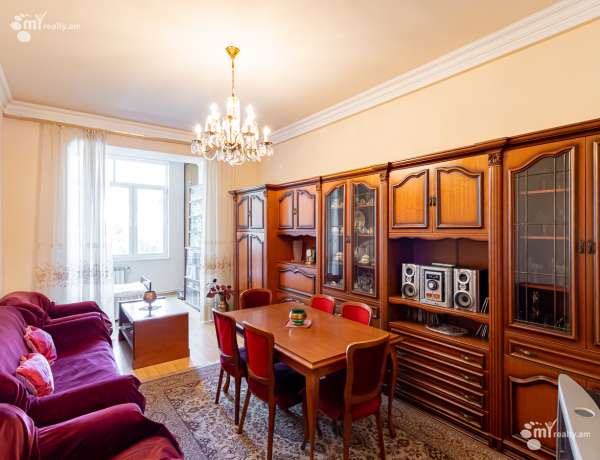 kupit-kvartiru/3-komnatnaya/Kievyan+St/Arabkir/Yerevan