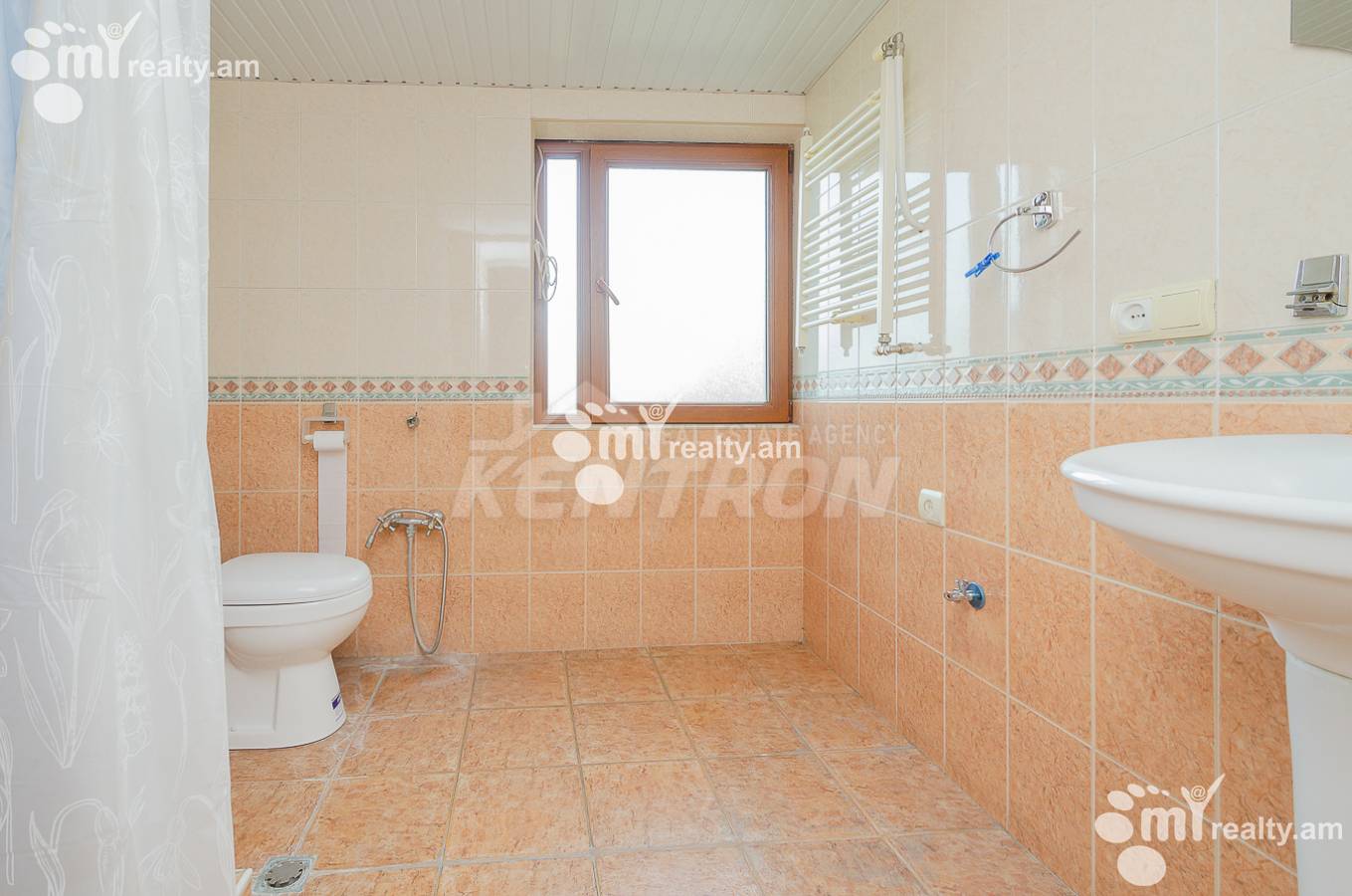 3 bedroom apartment for sale (خیابان باقرامیان (عربکیر, عربگیر ایروان, 149425